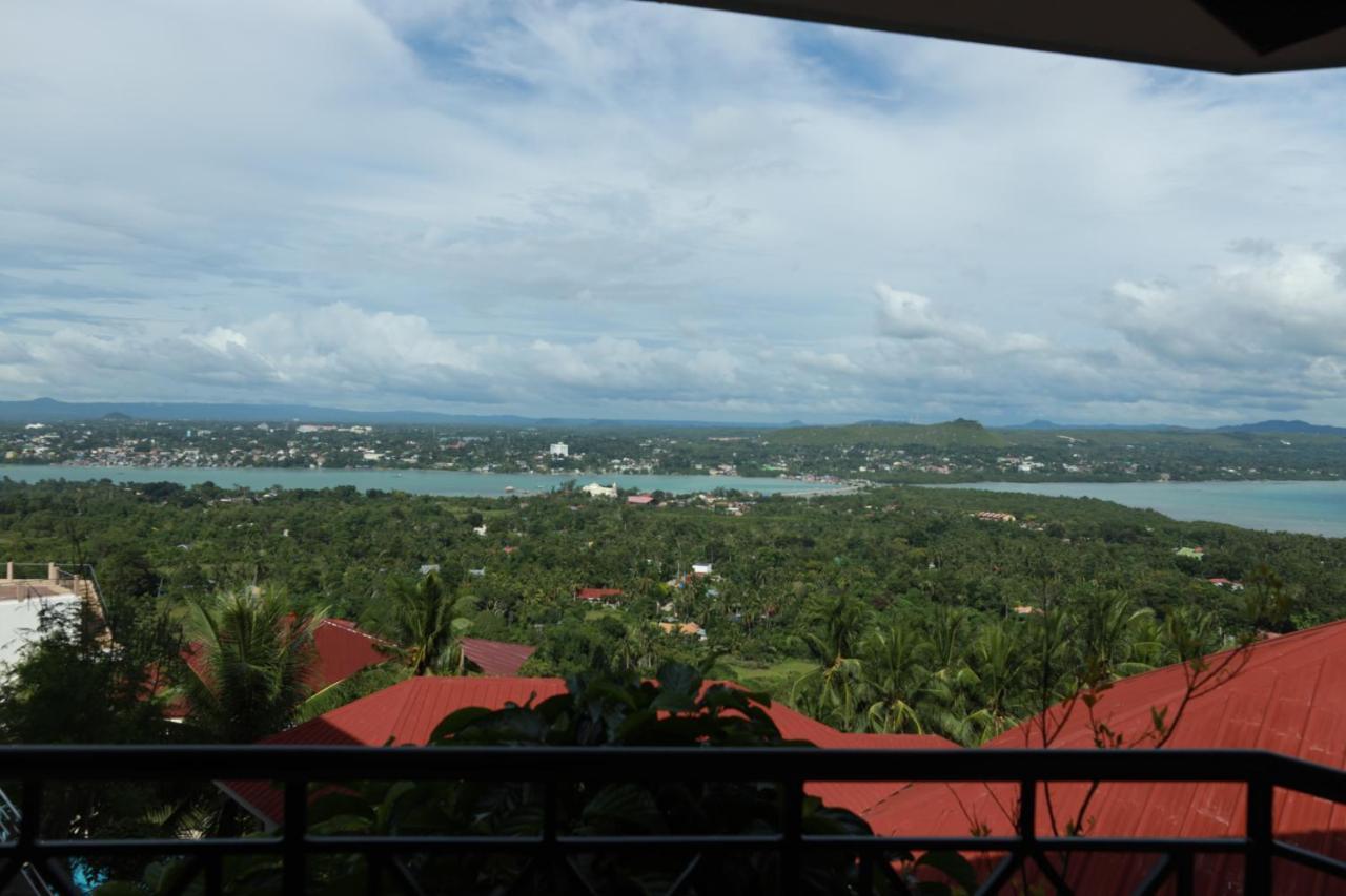 Bohol Plaza Mountain Resort And Restaurant Dauis Exteriér fotografie