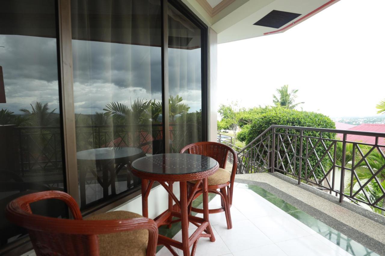 Bohol Plaza Mountain Resort And Restaurant Dauis Exteriér fotografie